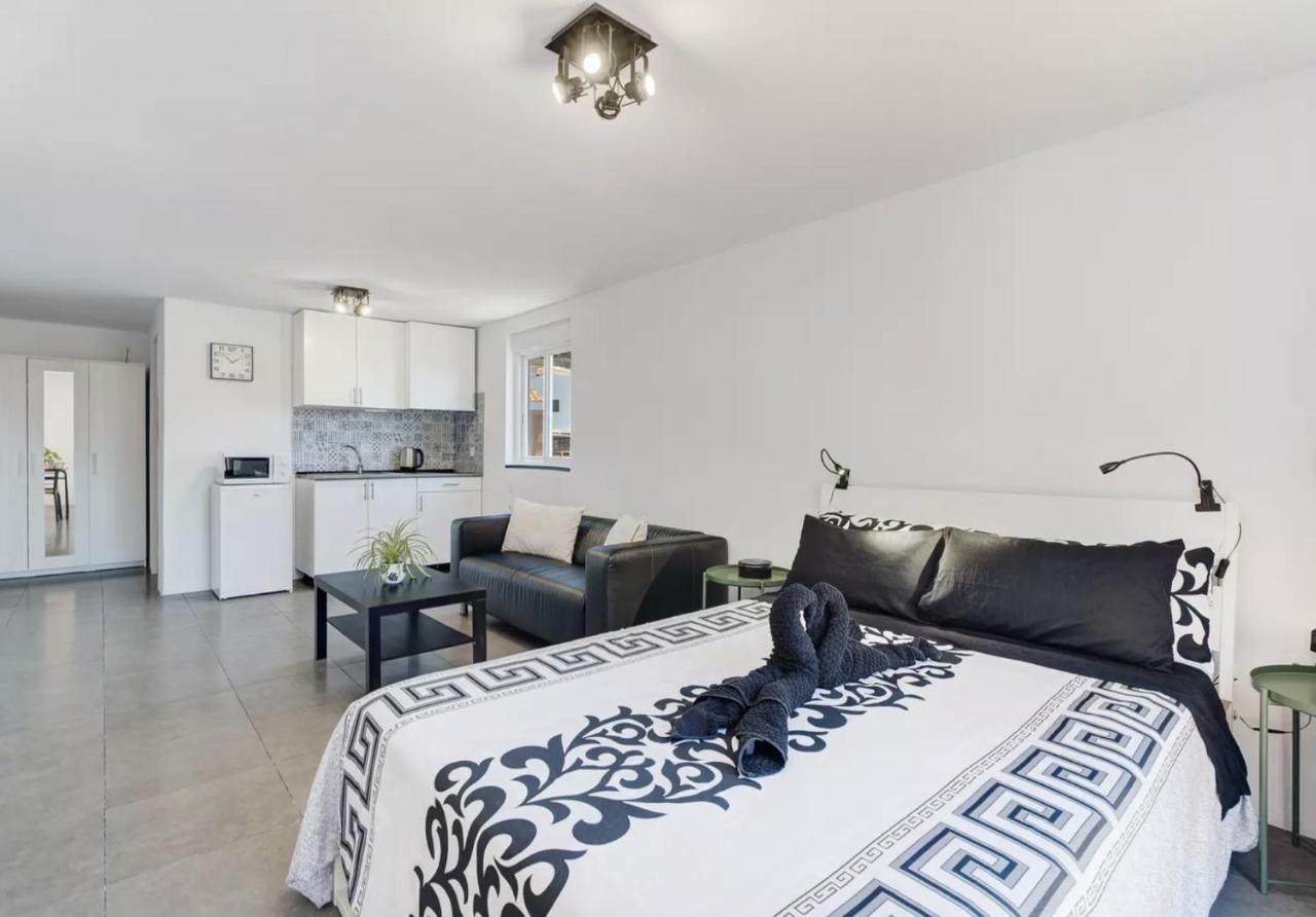 Yinfa 1 Sunset Apartment Tamaimo Екстер'єр фото